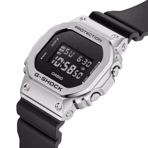 ساعت اسپرت مردانه کاسیو G-SHOCK-GM-5600U-1DR